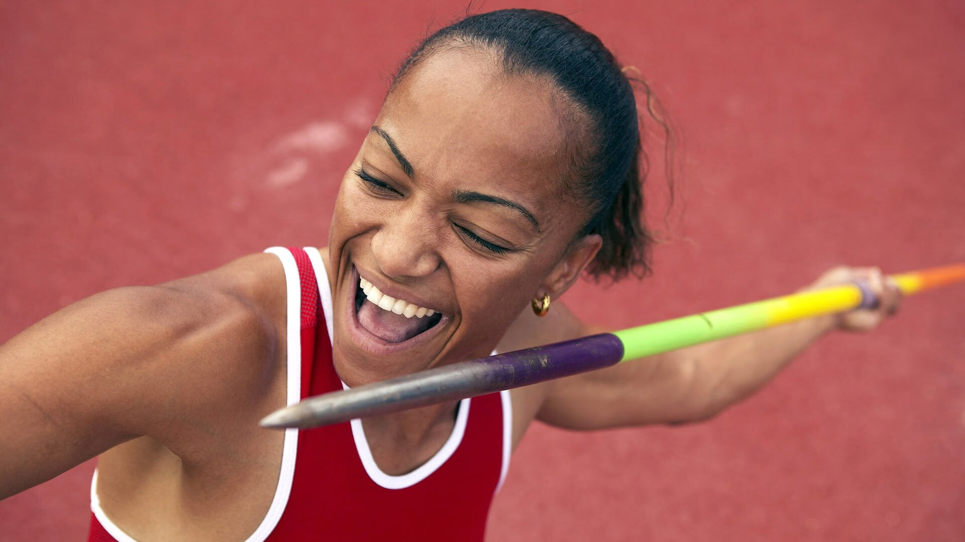 格林纳达设立青少年运动基金,格林达纳公司